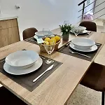 Quiet Cozy Maisonette Just 300m From