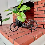 Quiet Cozy Maisonette Just 300m From