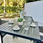 Quiet Cozy Maisonette Just 300m From
