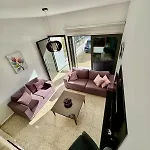 Quiet Cozy Maisonette Just 300m From 아파트 파포스