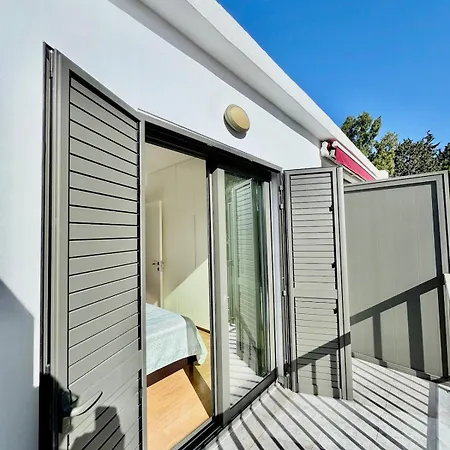 Quiet Cozy Maisonette Just 300m From *